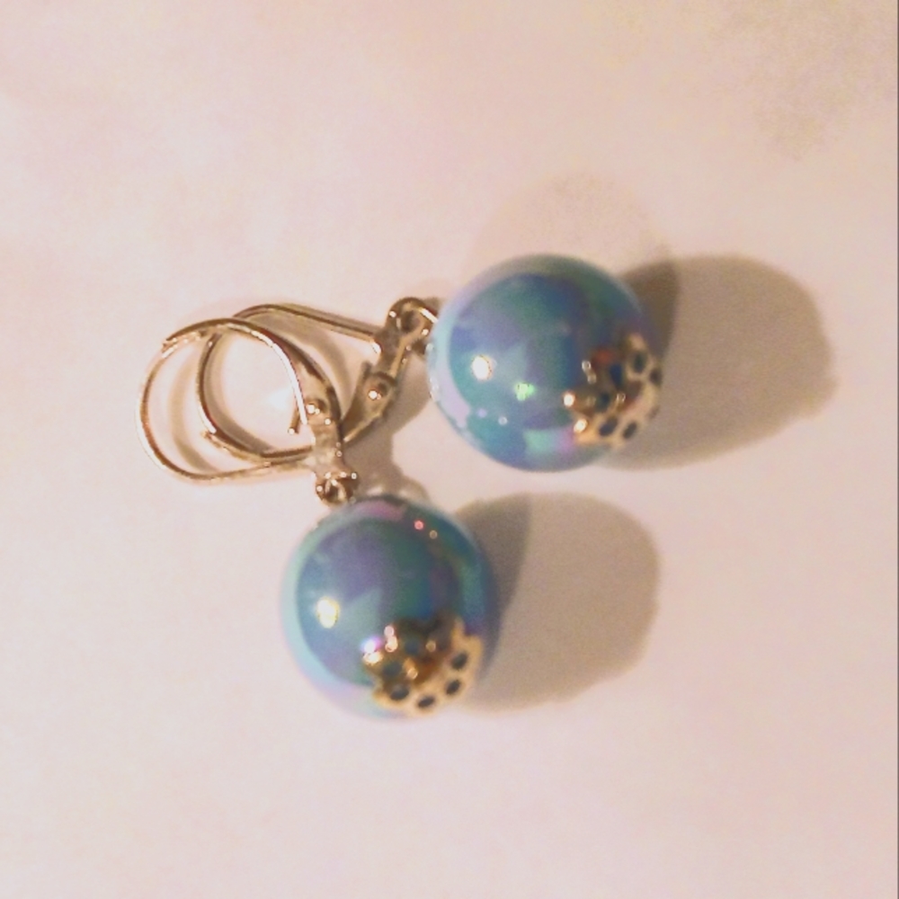 Women's fashionable light blue earrings